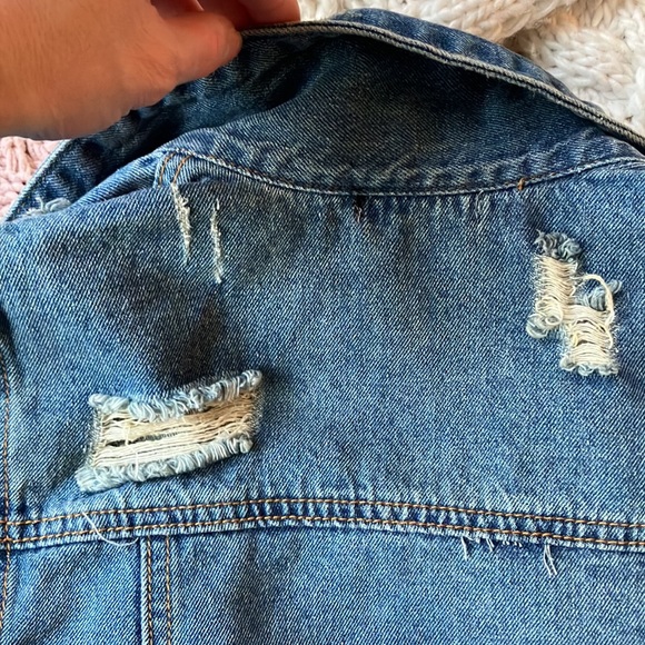 Jean jacket - Picture 5 of 6
